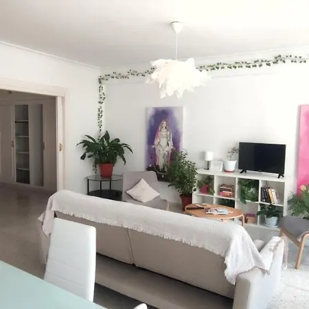 Big And Cozy With A Big Terrace In The Center Of The Old Town Appartement Marbellac
